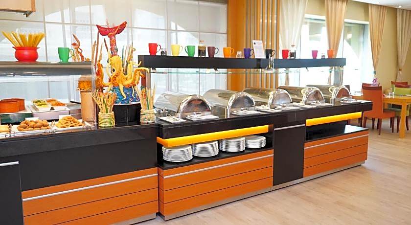 City Seasons Hotel Muscat