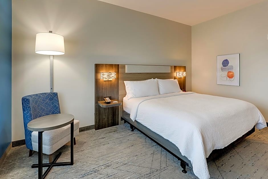 Holiday Inn Express Holly Springs - Raleigh Area By IHG