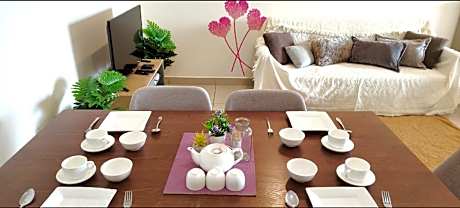 LCP 3  Romamtic honeymoom wifi TV BOX midhill G/H