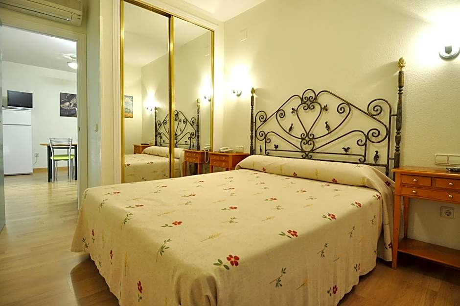 Hotel Apartamentos Aralso Sotillo