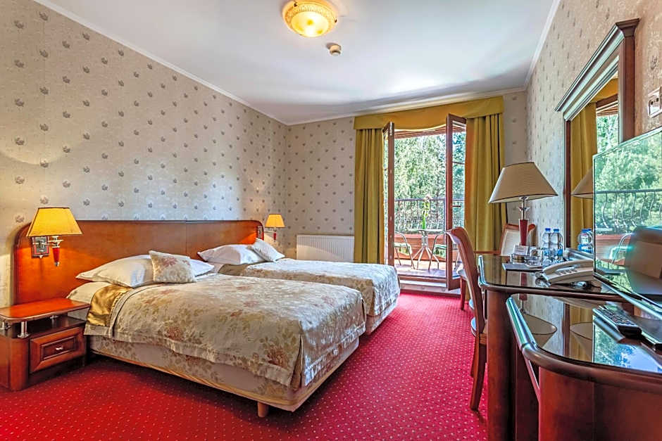 Hotel - Dworek Tryumf