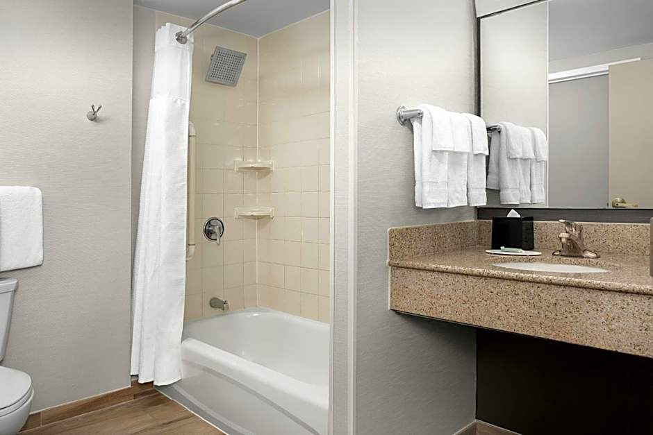 Courtyard by Marriott Virginia Beach Oceanfront/North 37th Street