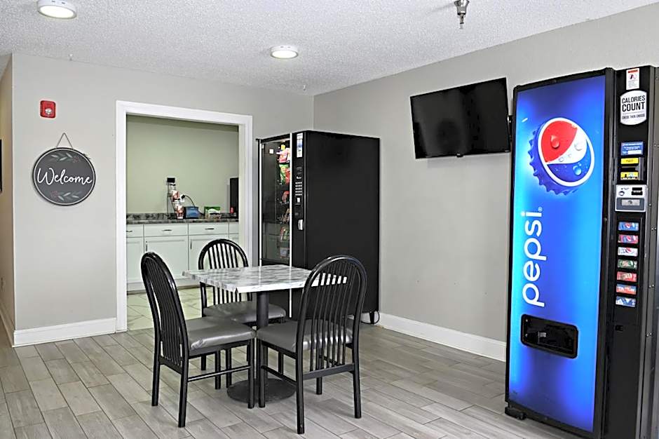 Hibbing Inn and Suites