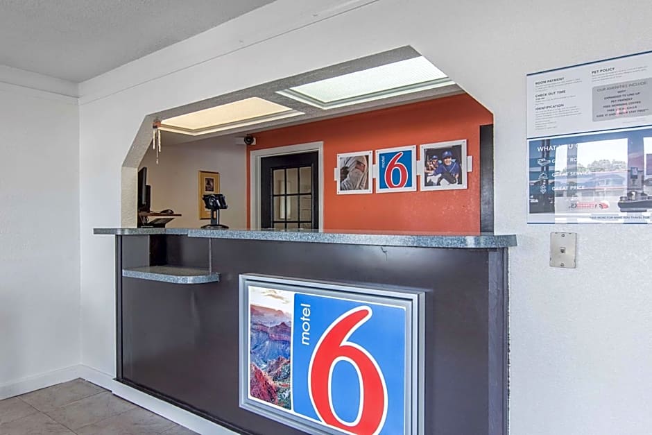 Motel 6-Hope, AR