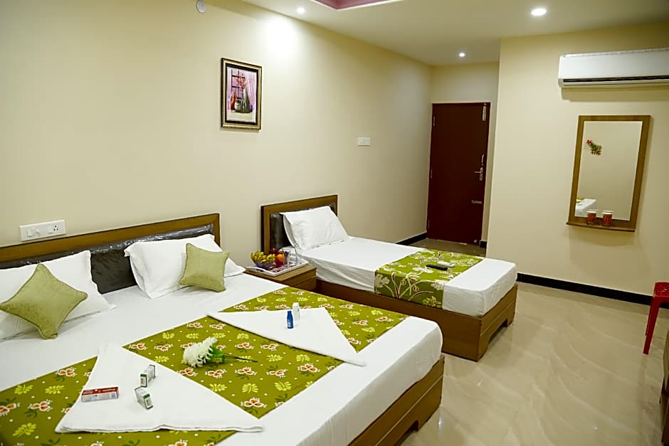 Hotel Amirtham Inn