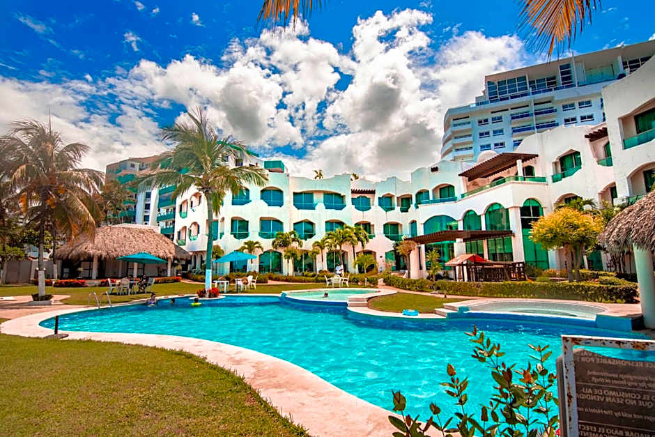 Playa Caracol Hotel & Spa