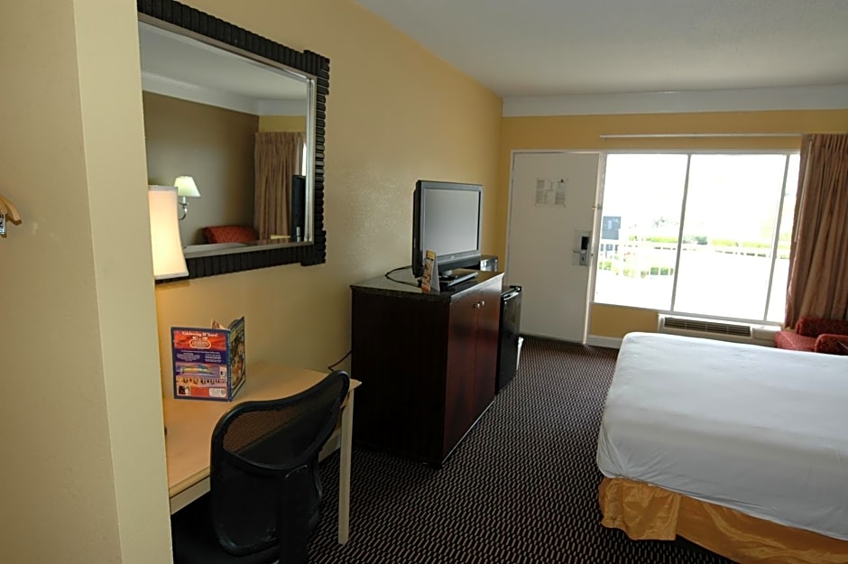 Ambassadors Inn & Suites