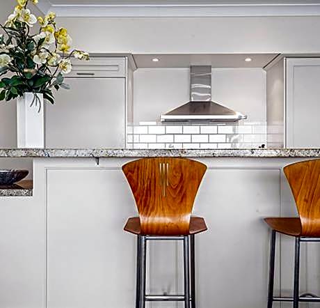 Auckland Waterfront Serviced Apartments on Prince's Wharf