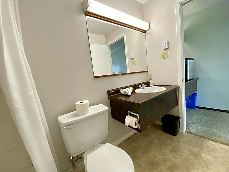 New Age Inn - Voyageur