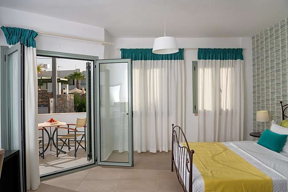 Angela Studios & Apartments