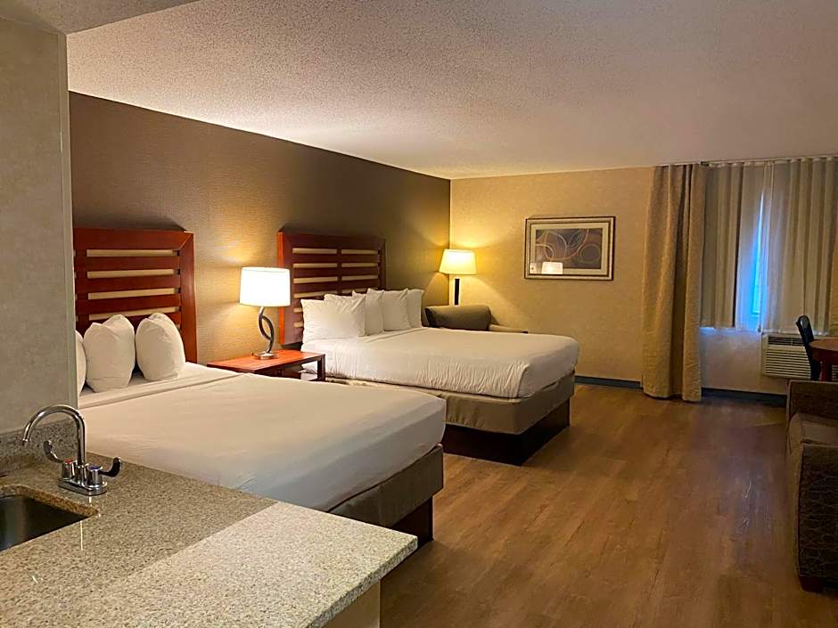 Wyndham Garden Grand Rapids Airport