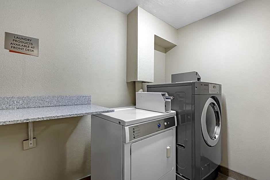 Best Western Plus Altoona Inn