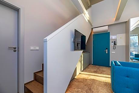 Two-Bedroom Apartment - Lagoon Side