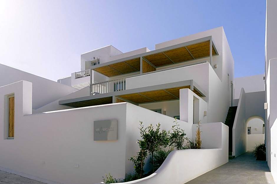 Mr & Mrs White Paros Suites & More