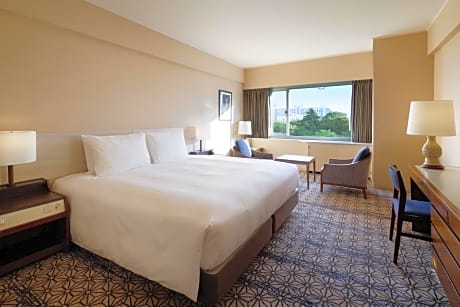 Deluxe King Room Non-Smoking - Garden View