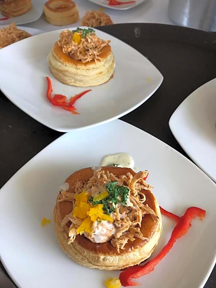 Hotel WLH Bogota - White Lighthouse