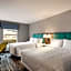 Hampton Inn & Suites by Hilton Kelowna Airport BC