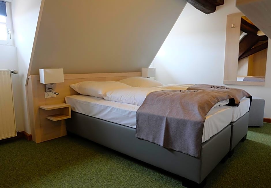 Altes Rathaus Hotel-Restaurant-Café