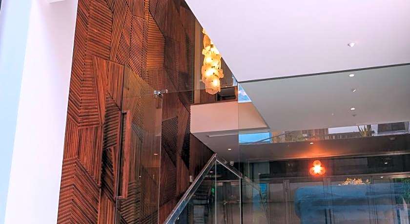 Signature Boutique Hotel