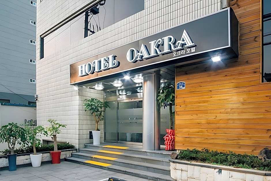 The Oakra Hotel