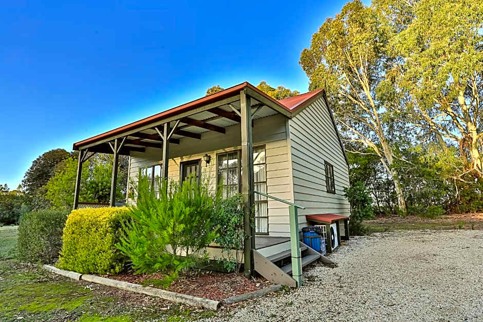 Mountain View Motor Inn & Holiday Lodges