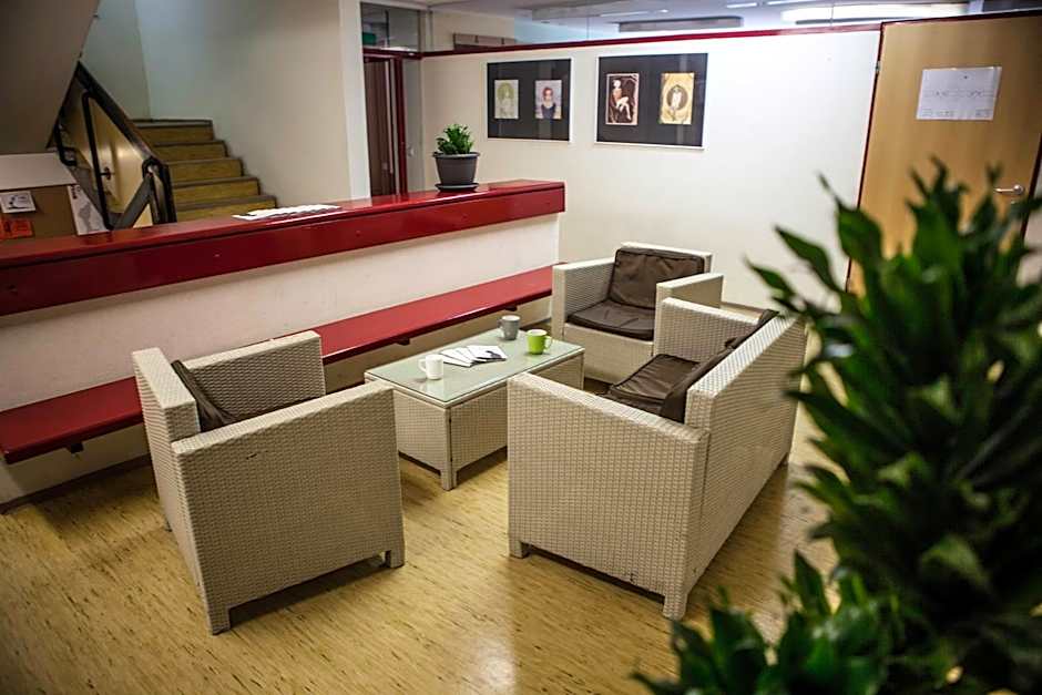 Hostel DIC