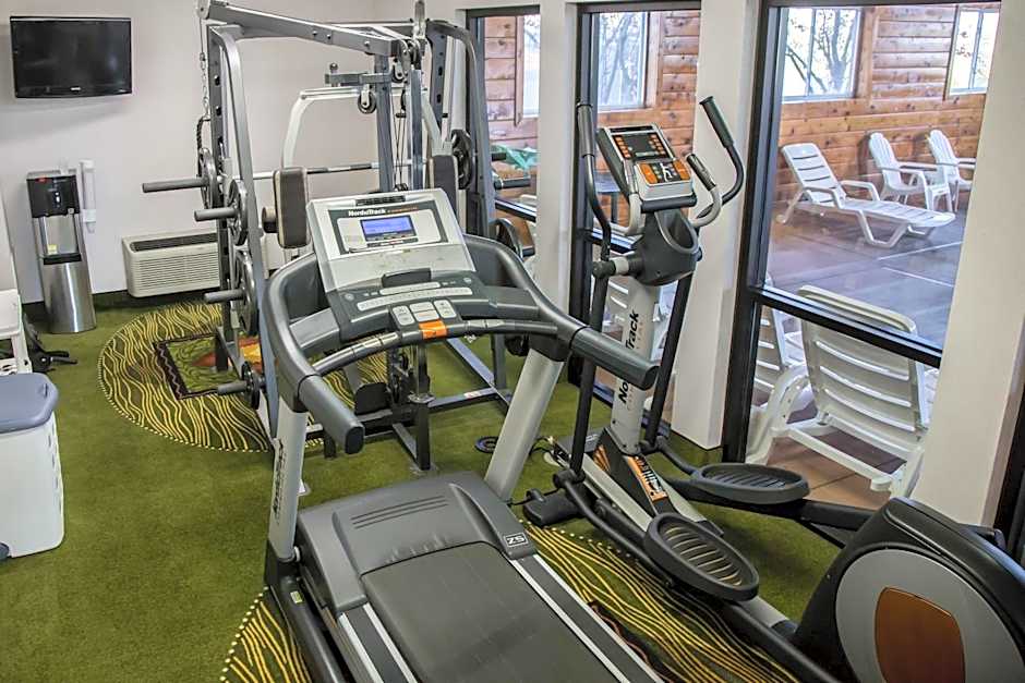 Quality Inn & Suites Loves Park near Rockford