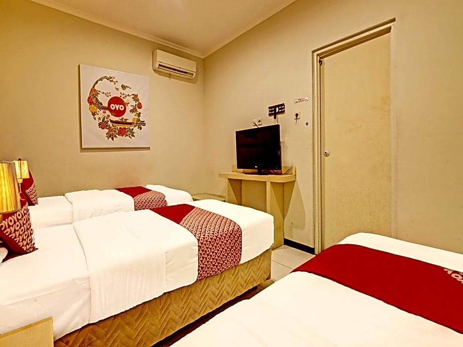 OYO 389 Sky Guesthouse