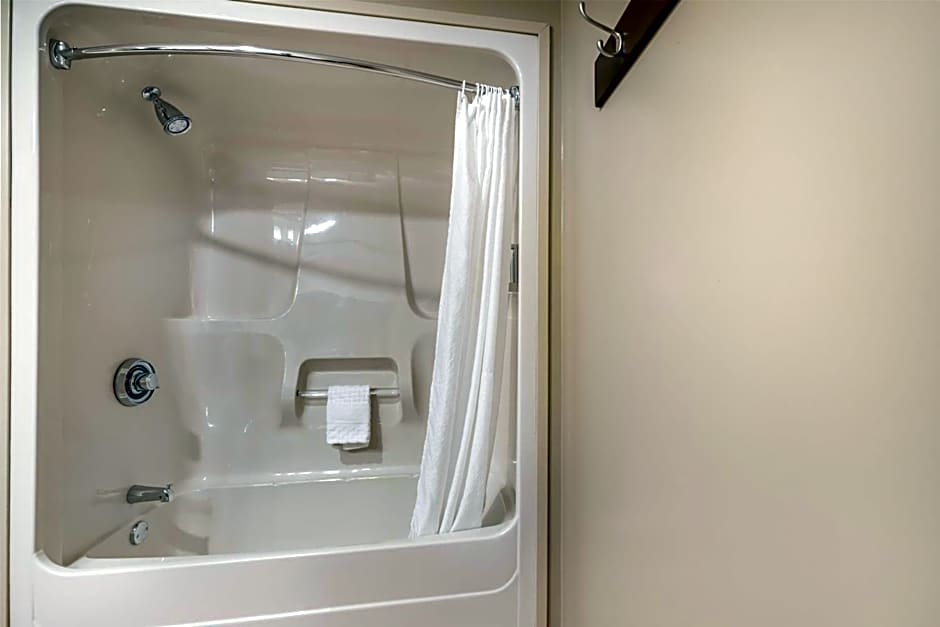 Best Western Sicamous Inn