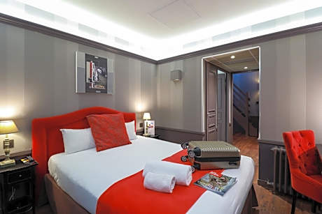 Prestige Family Room (2 Adults + 3 Children)