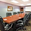 Ramada by Wyndham Bettendorf