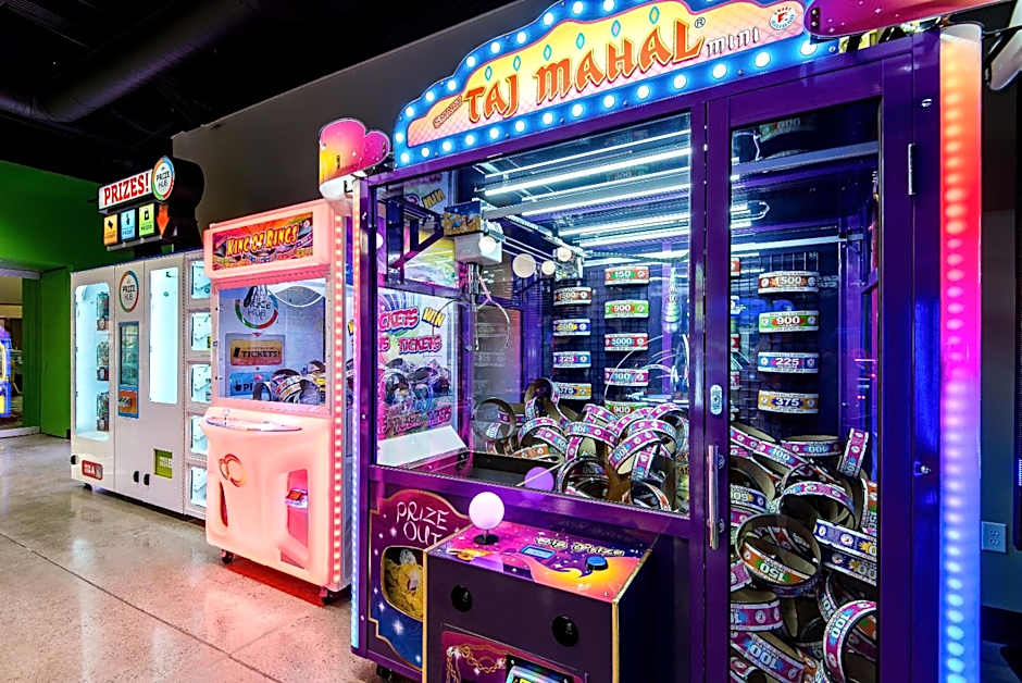 Tropicana Laughlin - A Caesars Rewards Destination