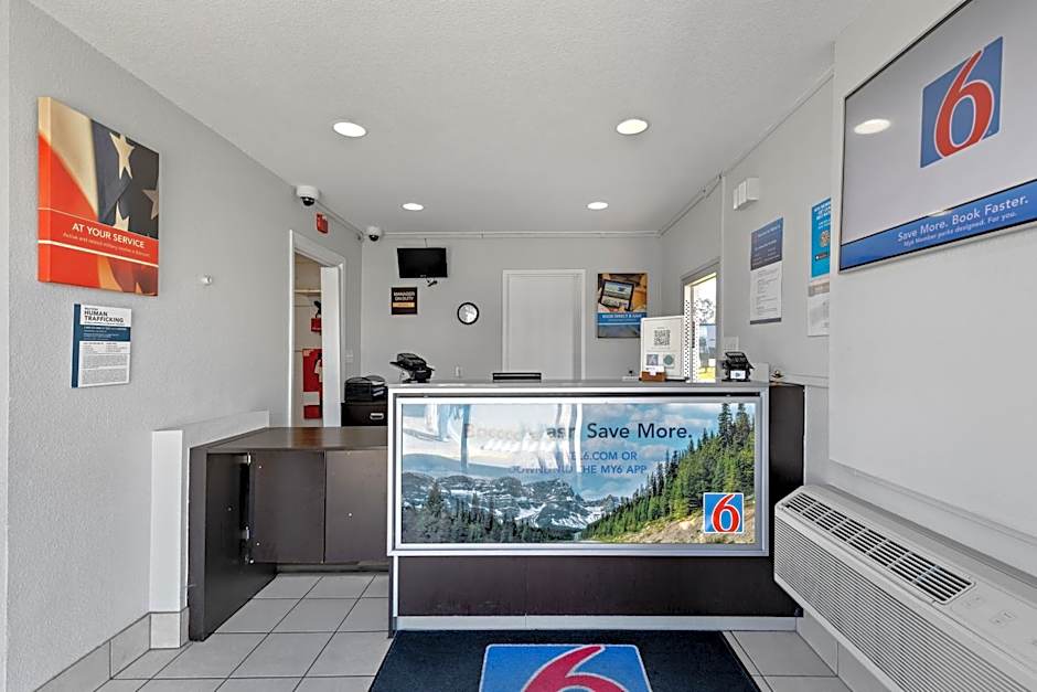 Motel 6-San Diego, CA - North