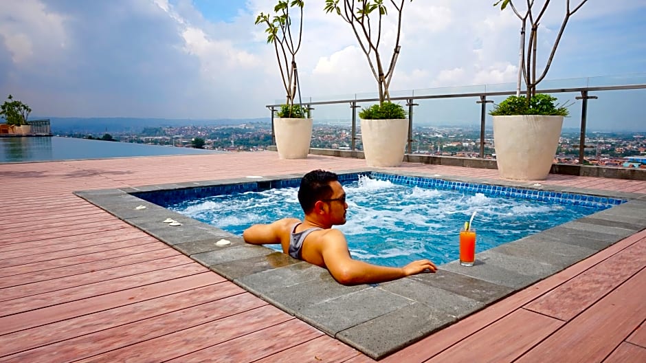 Louis Kienne Hotel Pandanaran