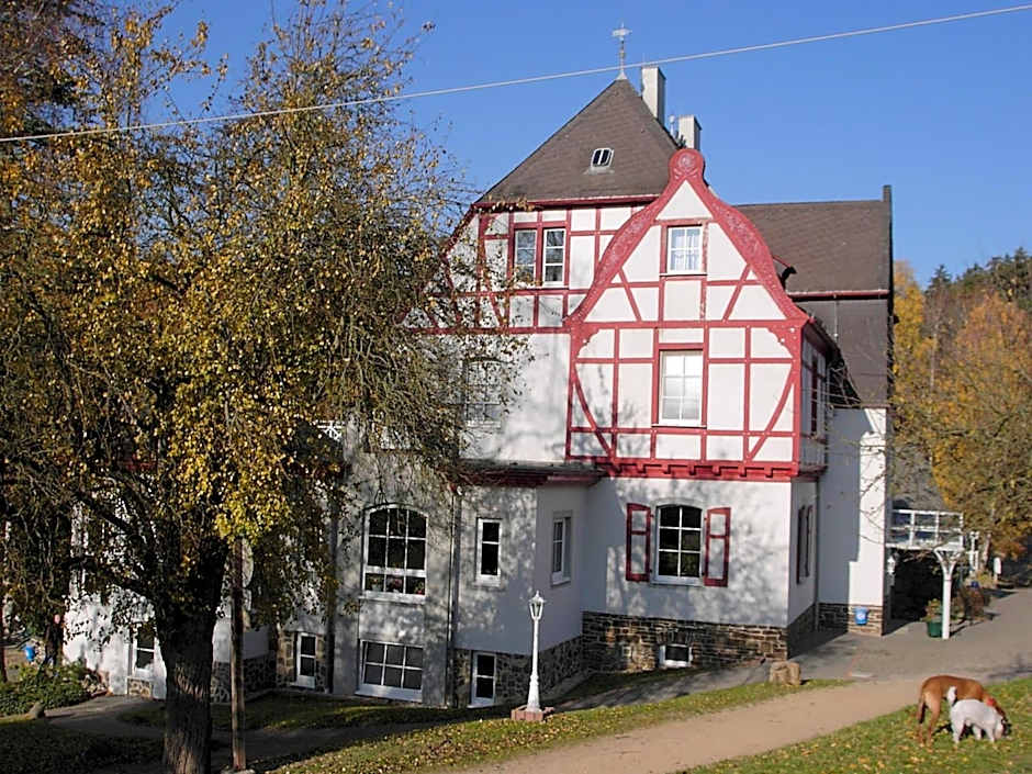 Waldhotel Forsthaus Remstecken