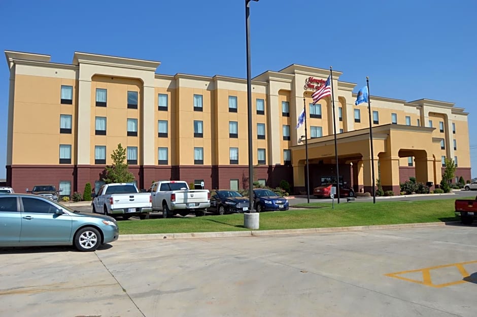 Hampton Inn & Suites Elk City