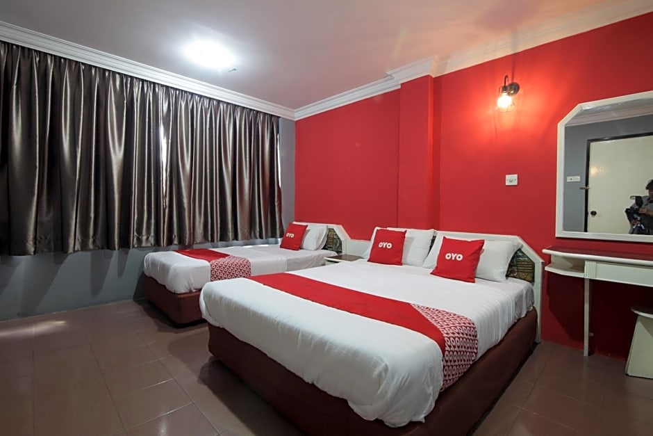 G City Hotel