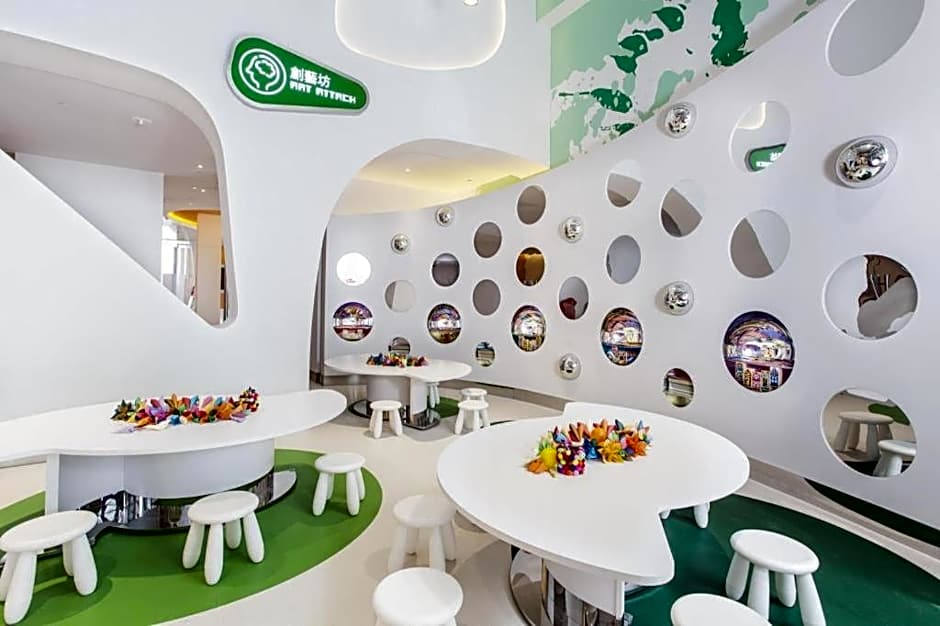 City of Dreams - The Countdown Hotel