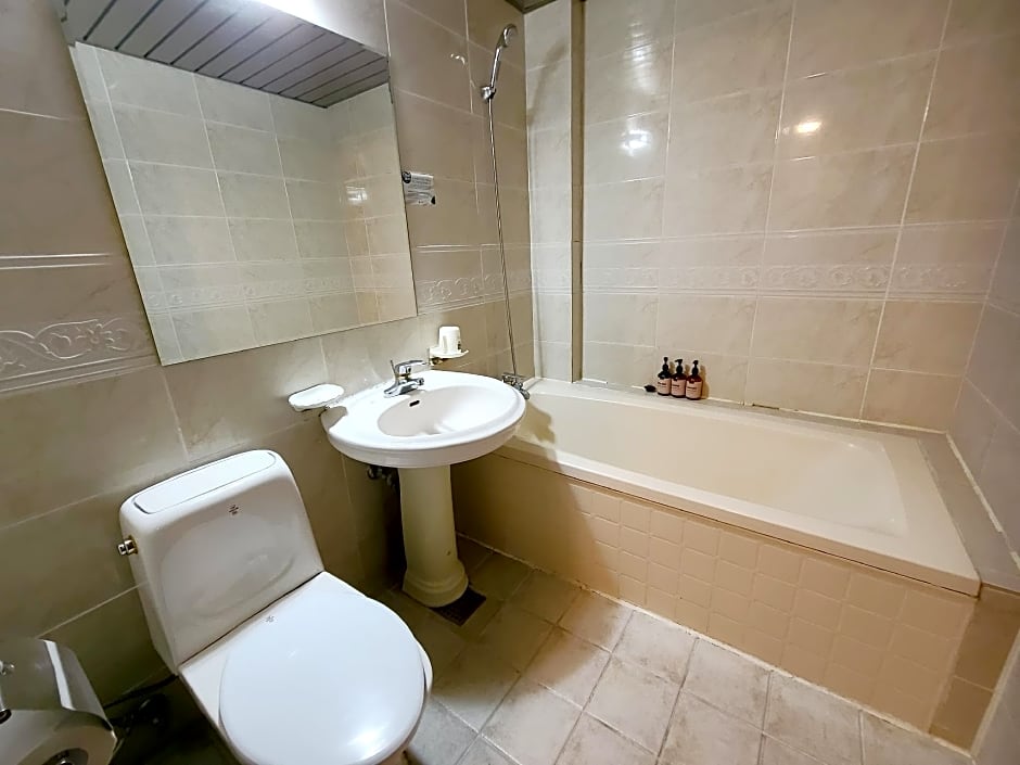 Goodstay Andong Park Hotel