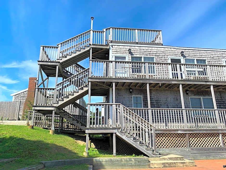 Lighthouse Inn Cape Cod