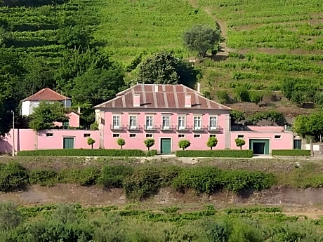 Casa Dos Varais, Manor House
