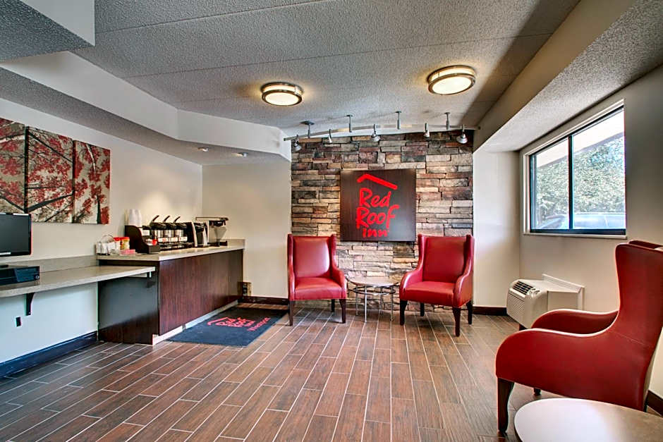  Red Roof Inn St Louis - Westport/ Maryland Heights