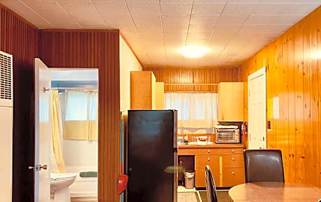Three Bed Kitchenette