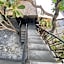 OYO Life 93155 Wisma Sarah