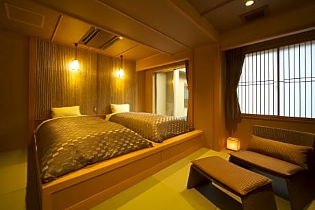 Room with Tatami Area - No View