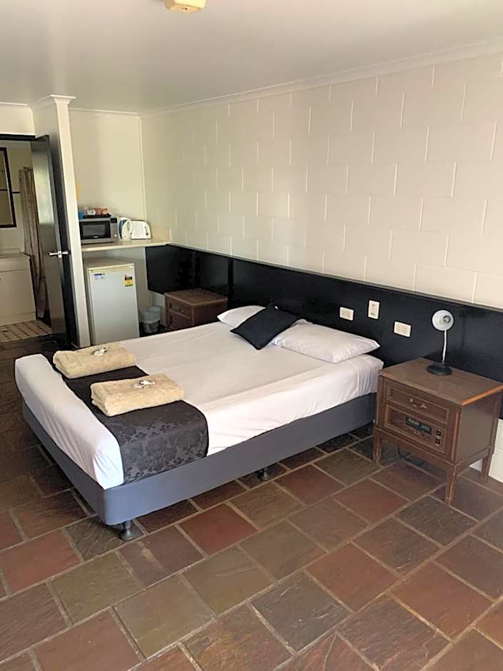 Longreach Most Central Motel