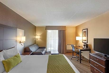 King Room with Balcony