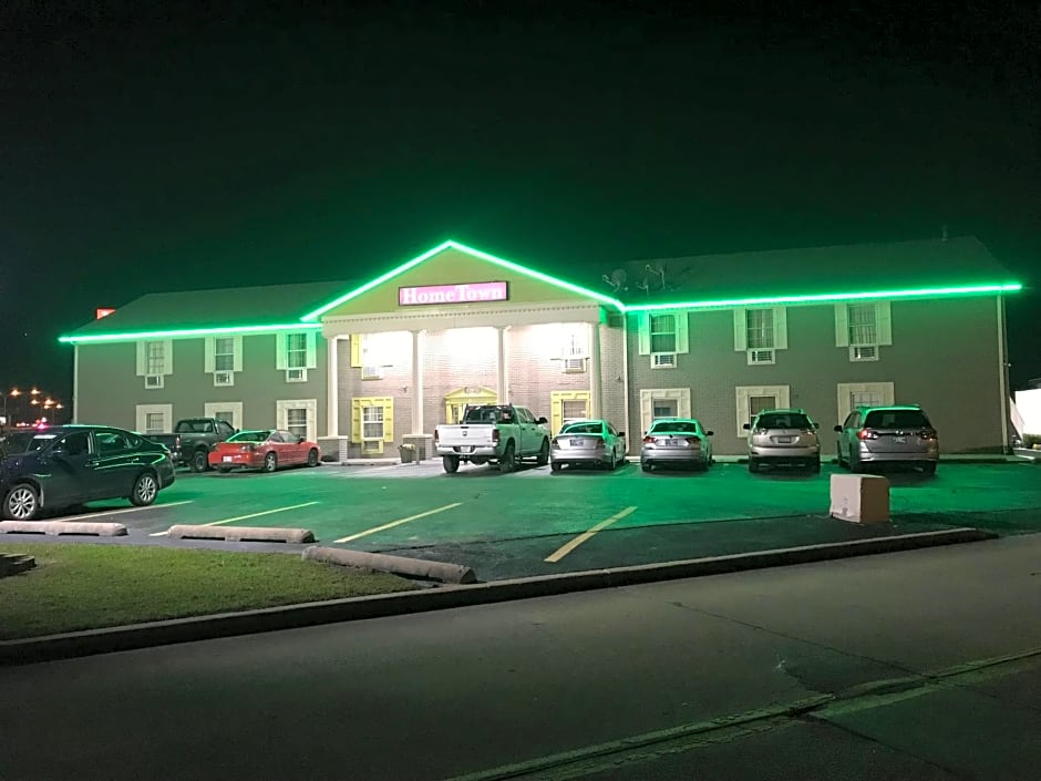 Hometown Inn & Suites