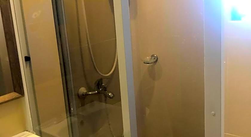 Babylon Oslob Coast Guesthouse