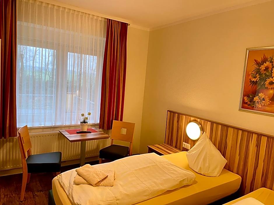 Lindenhaus Scharfe Kurve